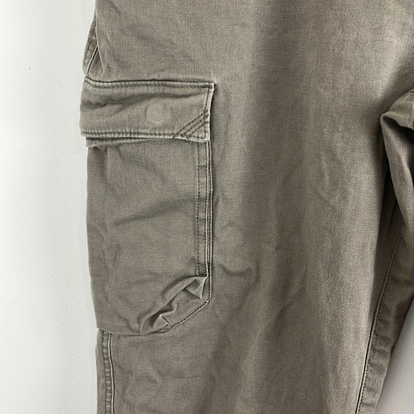 L.L. Bean Cotton Brown-Green Cargo Pants - Picture 2 of 11